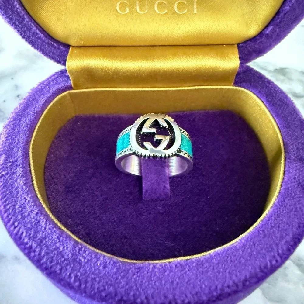 Gucci interlocking gg
